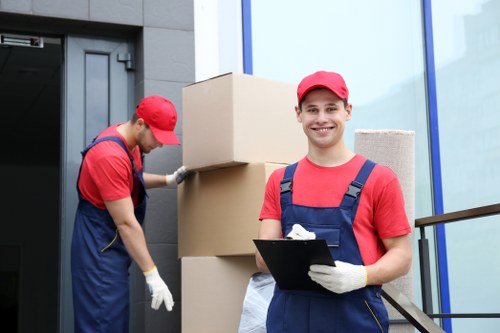 Local removal service support for homes and businesses in Highbury